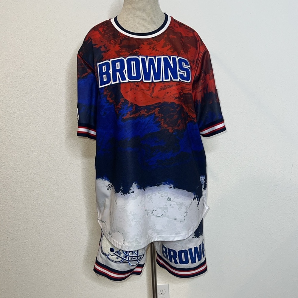 Pro Standard NFL Cleveland Browns Shorts and Jersey Set